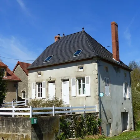De Charme Renove Avec Spa, Jardin Et Activites Familiales A - Fr-1-489-295 Holiday home Bransat
